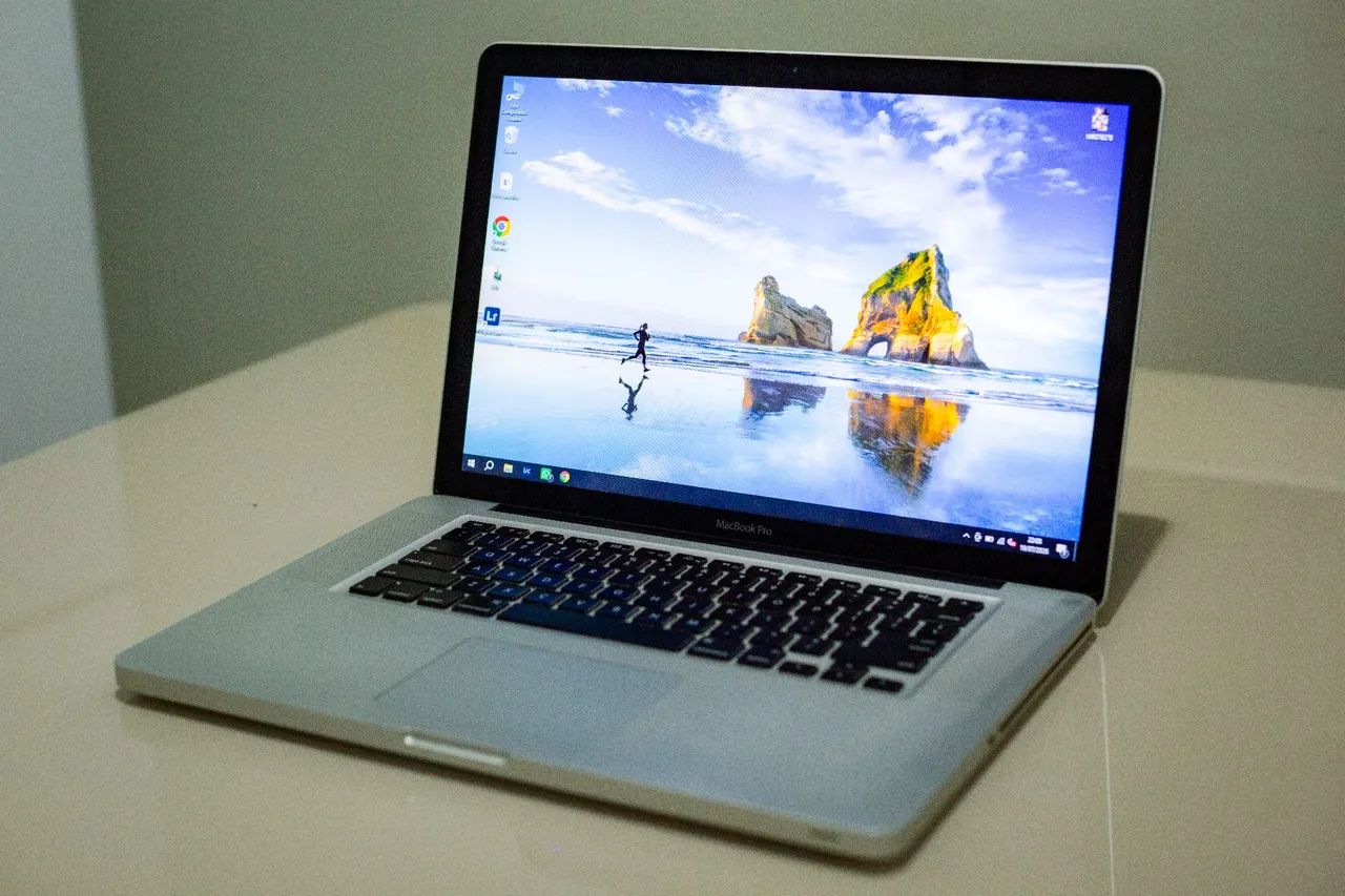 MacBook Pro 2011 15インチ / Core i7 / 16GB MacBook Pro 15