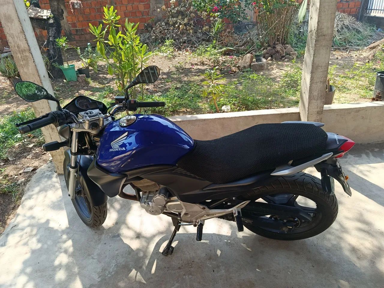Vendo Cb300r 11.000 - Foto 2