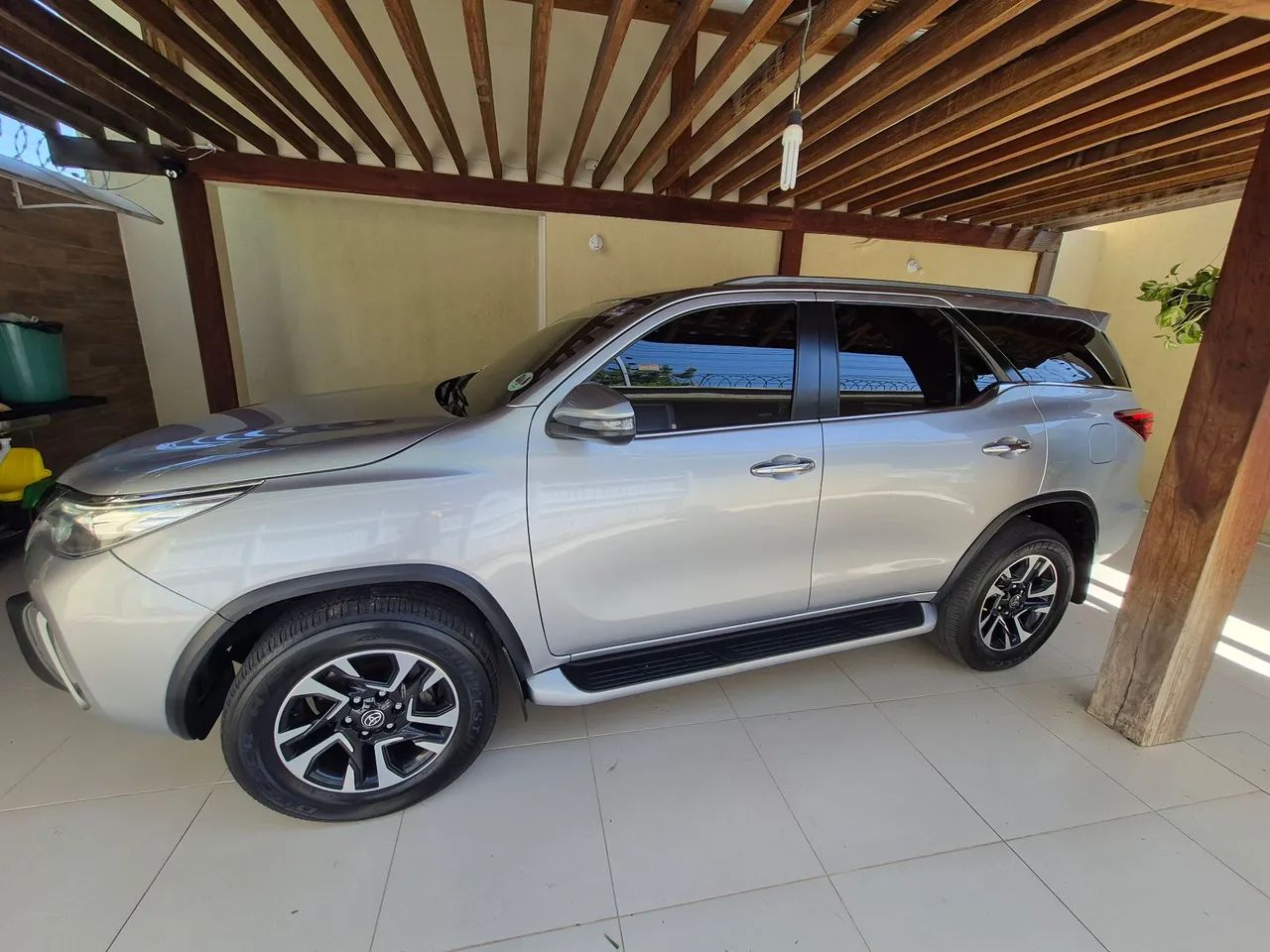 Toyota Hilux SRX 4X4 AT 2.8 TB 2018