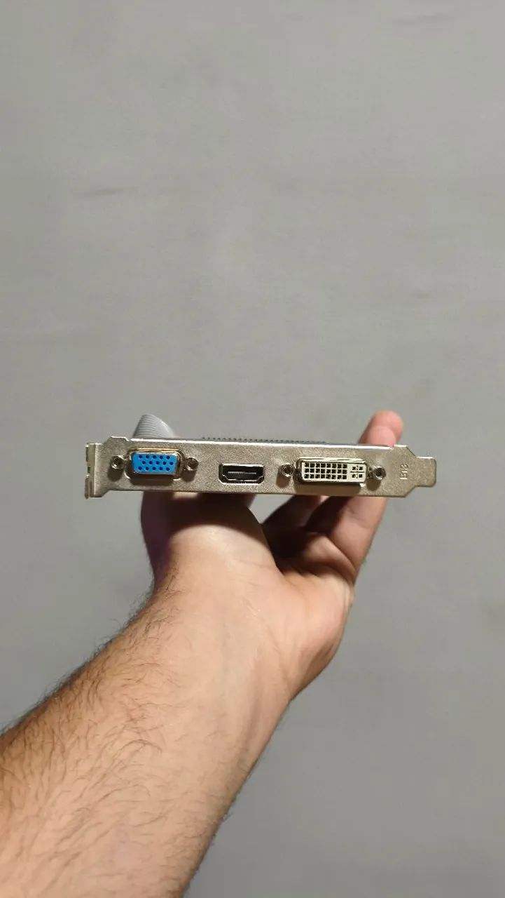 PLACA DE VÍDEO GT 710 4G - Foto 3