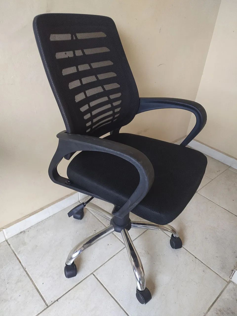Cadeira de escritório  - Foto 2