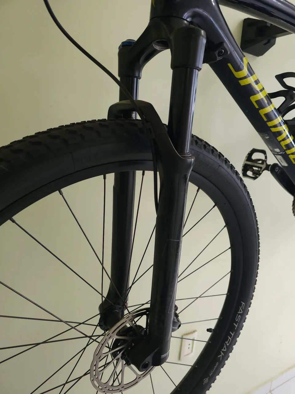 VENDO BIKE SPECIALIZED EPIC HT CARBON EM CAMPINA GRANDE. - Foto 5