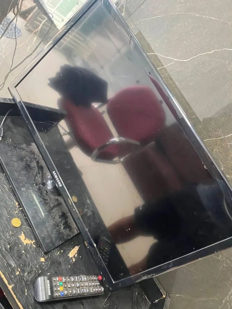 Tv não e smart 24 polegadas 