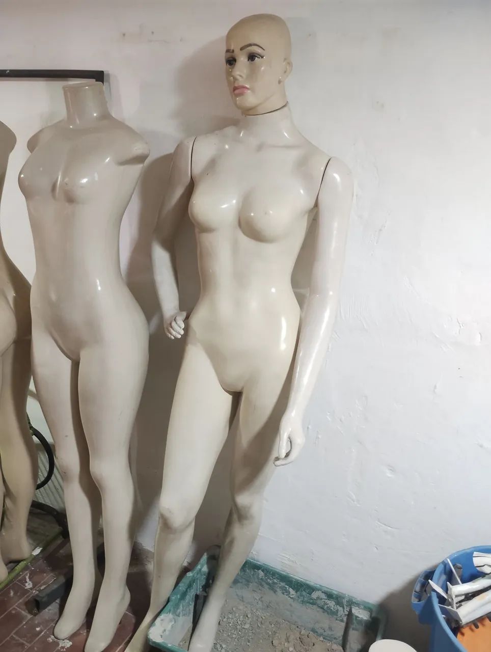 Manequins