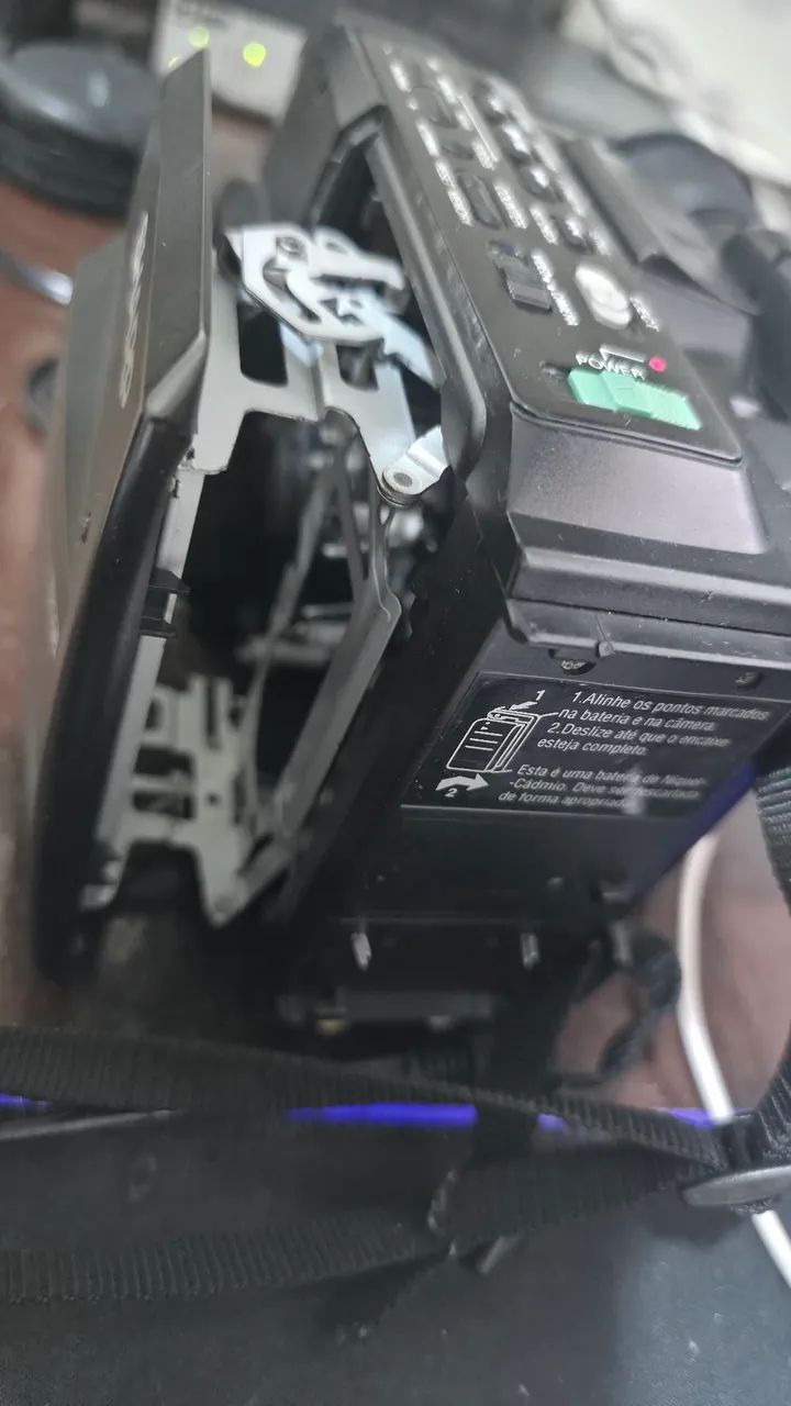 Câmera VHS Sharp 10x power zoom - Foto 3