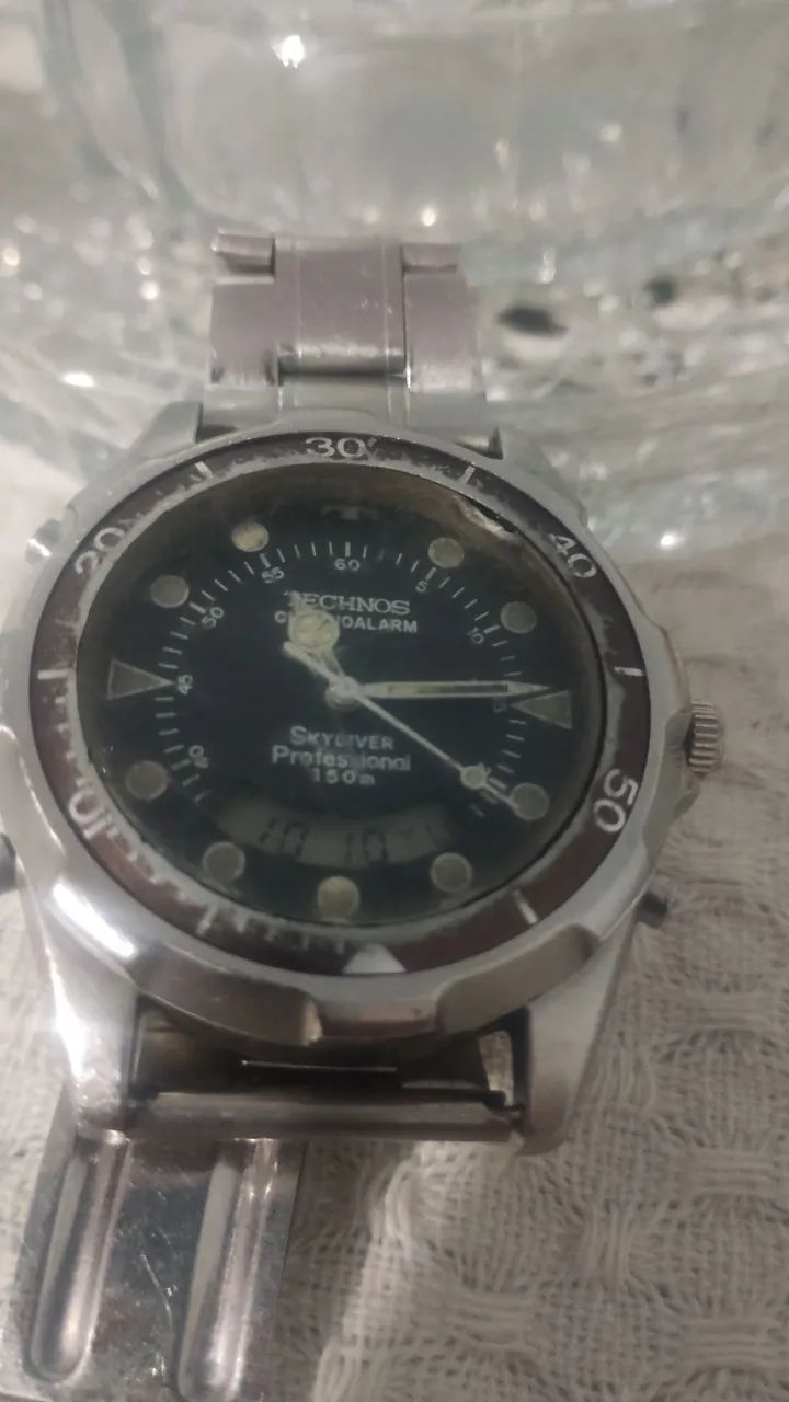 Relógio TECHNOS ORIGINAL SKYDIVER 150 M.
