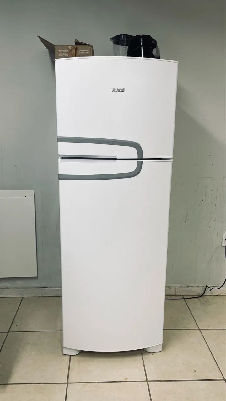 Geladeira Cônsul 220v