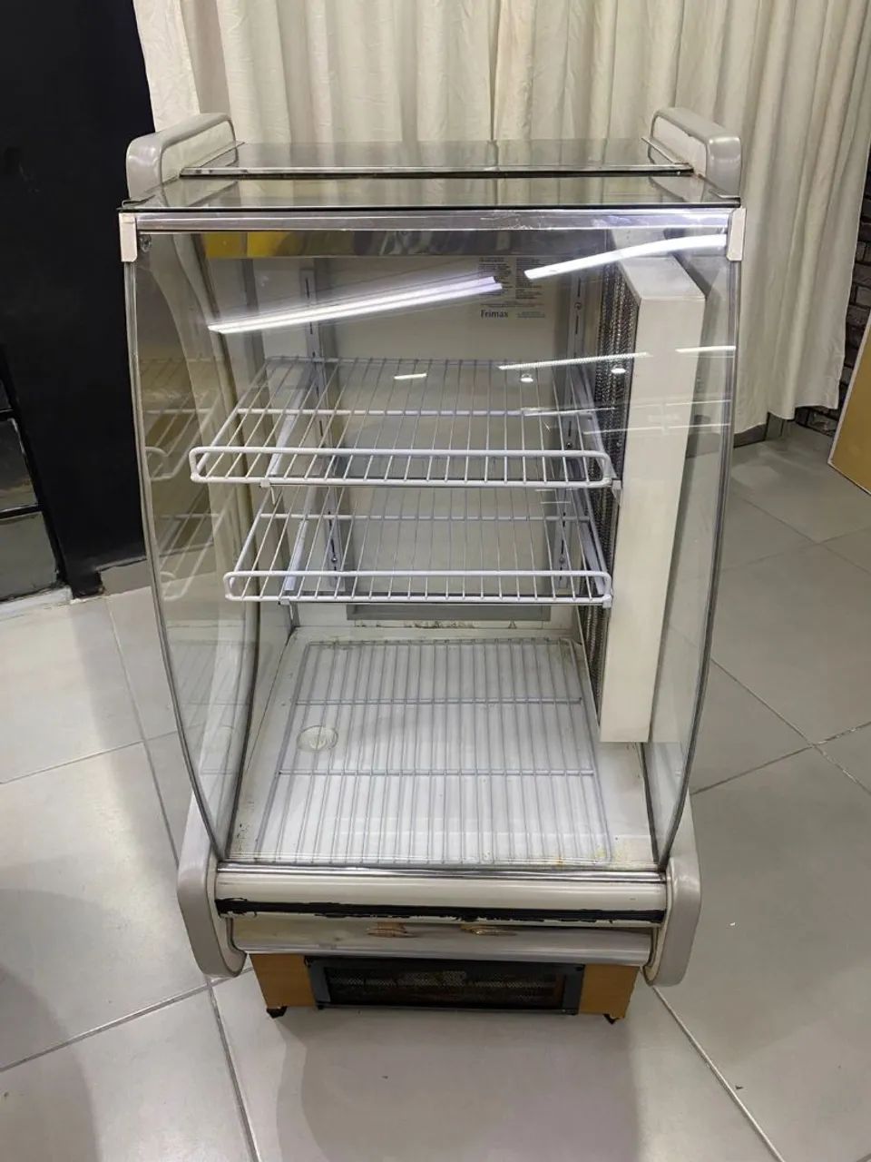 Balcão refrigerador 220v