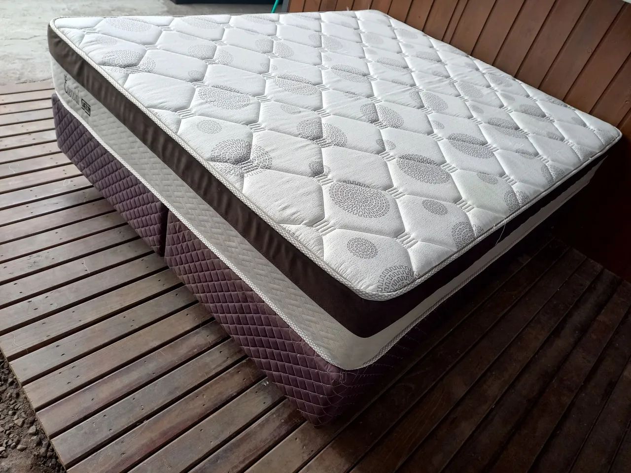 Cama Queen size