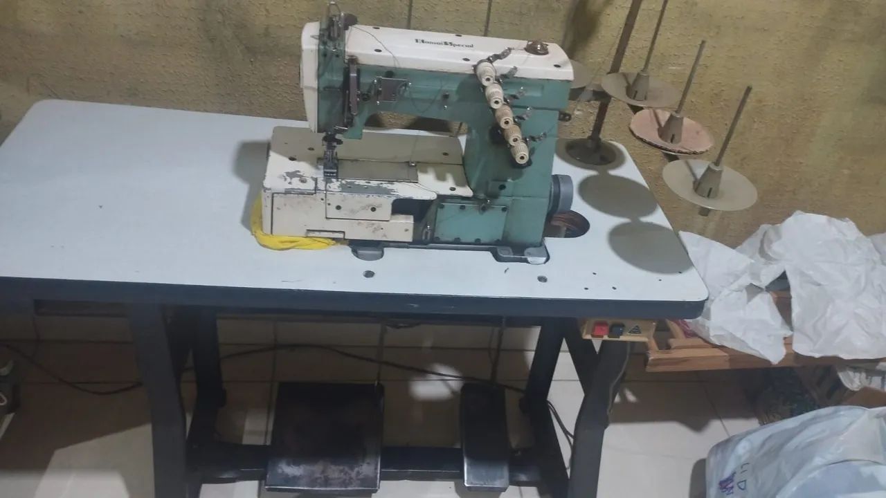 Overlock e interlock (1300$) e Galoneira Kansai special (1500$) - Foto 2