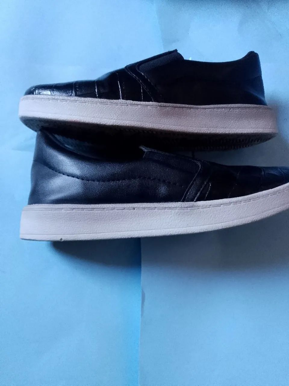 Tênis Sem Cadarço Slip On Preto - Foto 3
