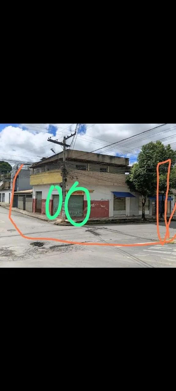 Vende-se este imóvel, com 3 casas e 6 lojas - Foto 2