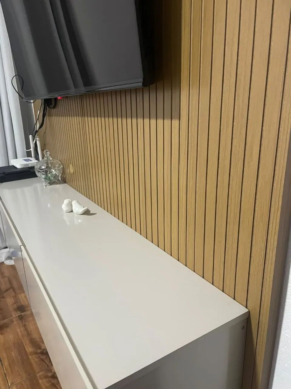 Painel ripado com aparador  - Foto 2