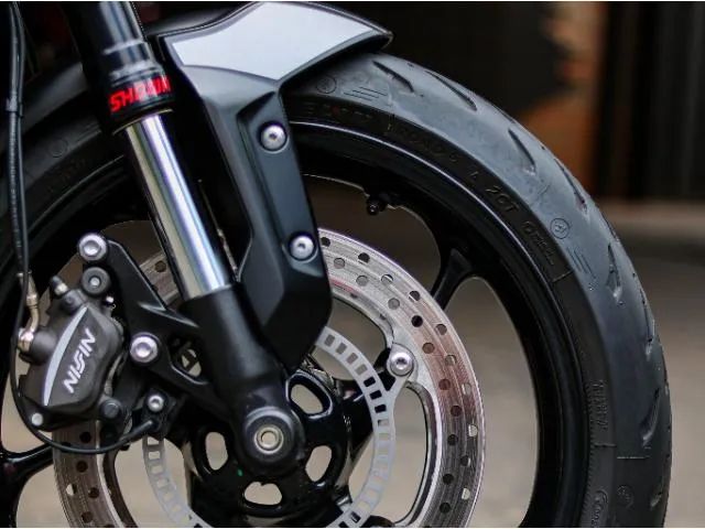 TRIUMPH TRIDENT 660 - Foto 5
