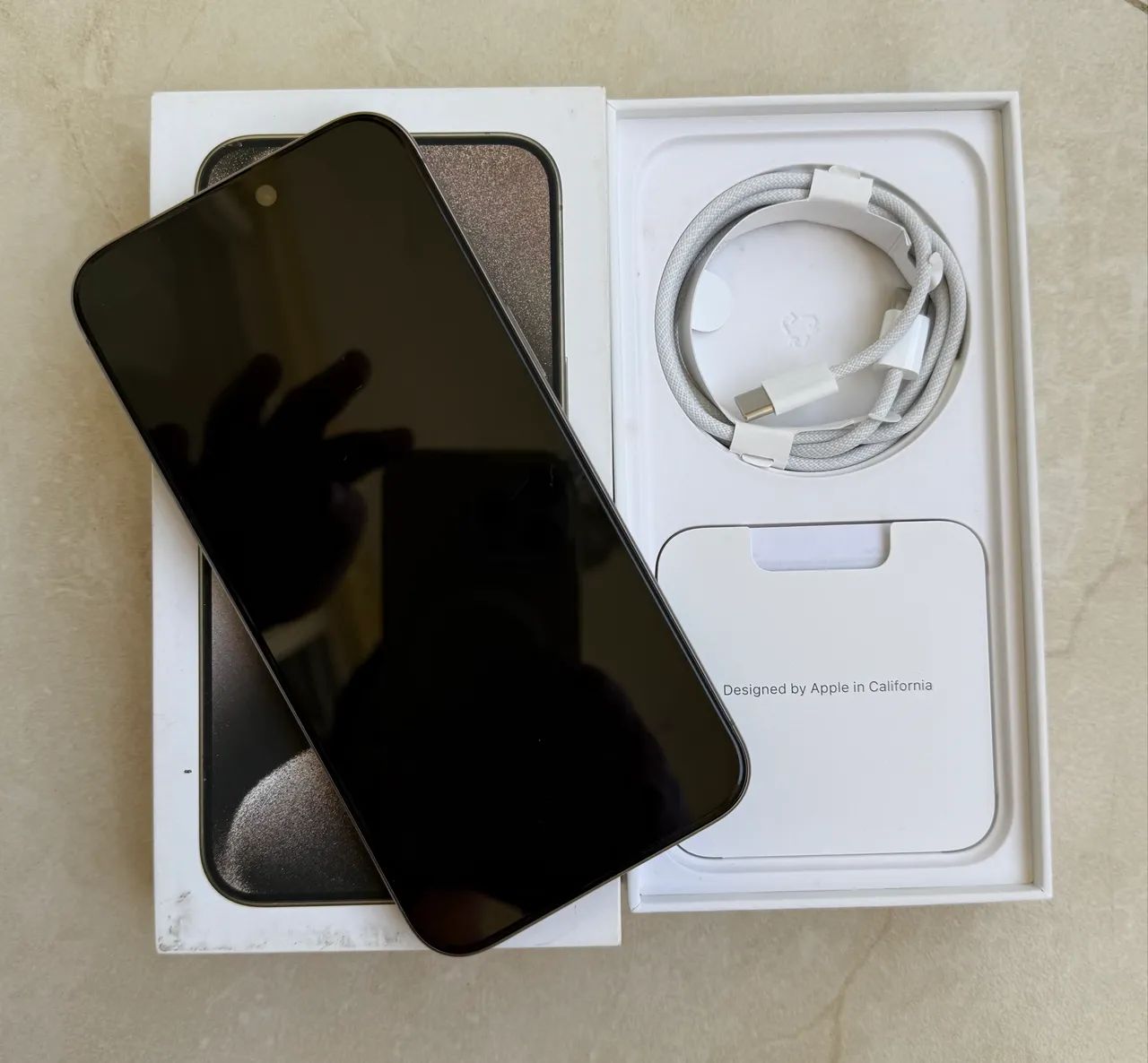 iPhone 15 Pro Max - Foto 2