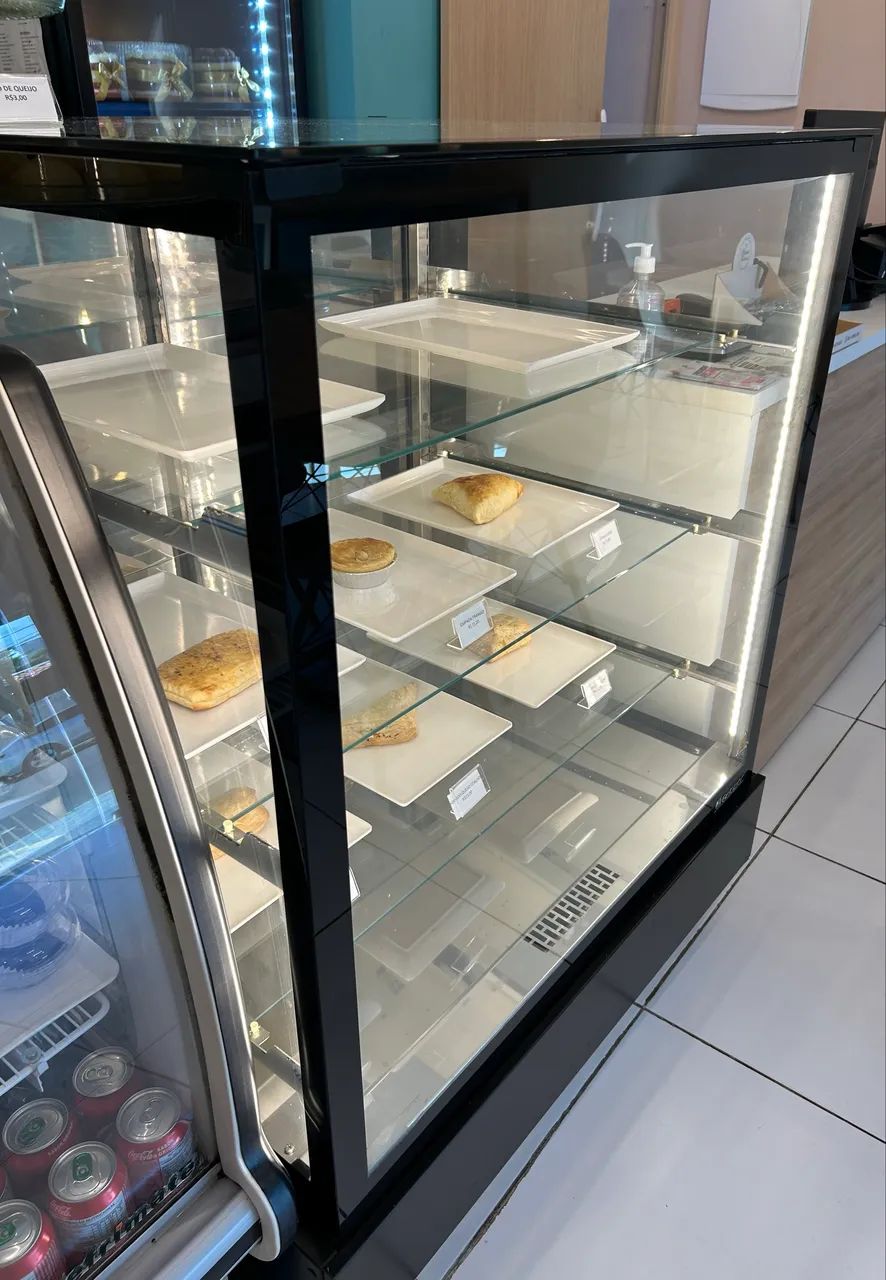 VENDO Vitrine IGLU Luxo Aquecida Preta 1,0 MT