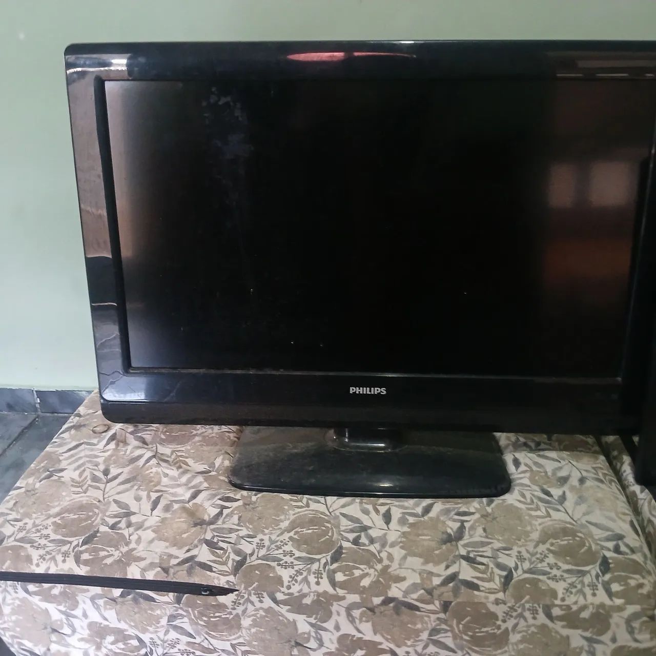 VENDO TV SAMSUNG E PHILIPS (não funcionam) - Foto 2
