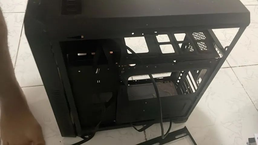 Gabinete Gamemax - Foto 4