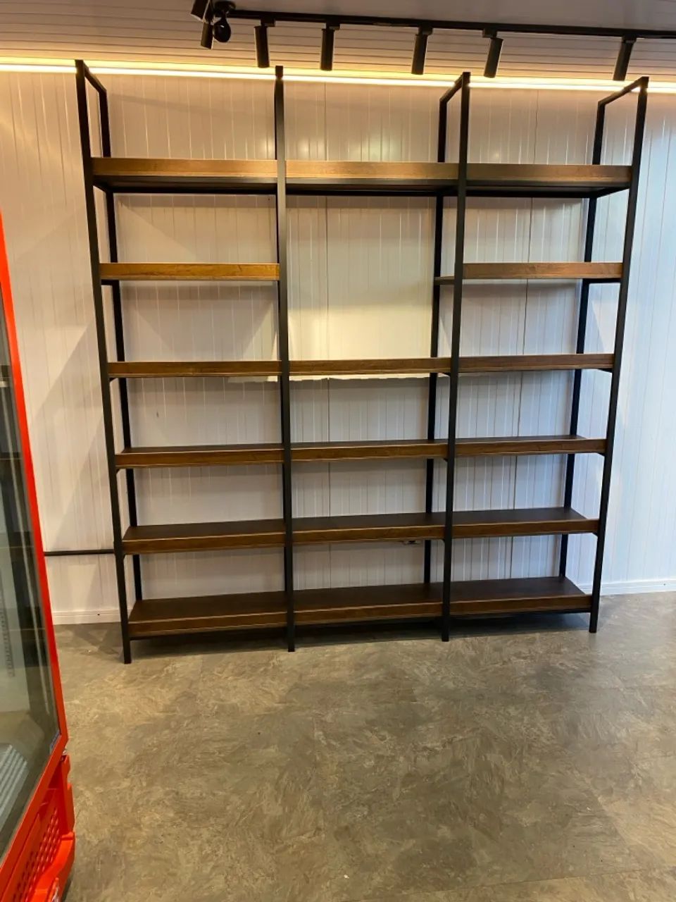 Prateleiras estilo industrial  - Foto 2