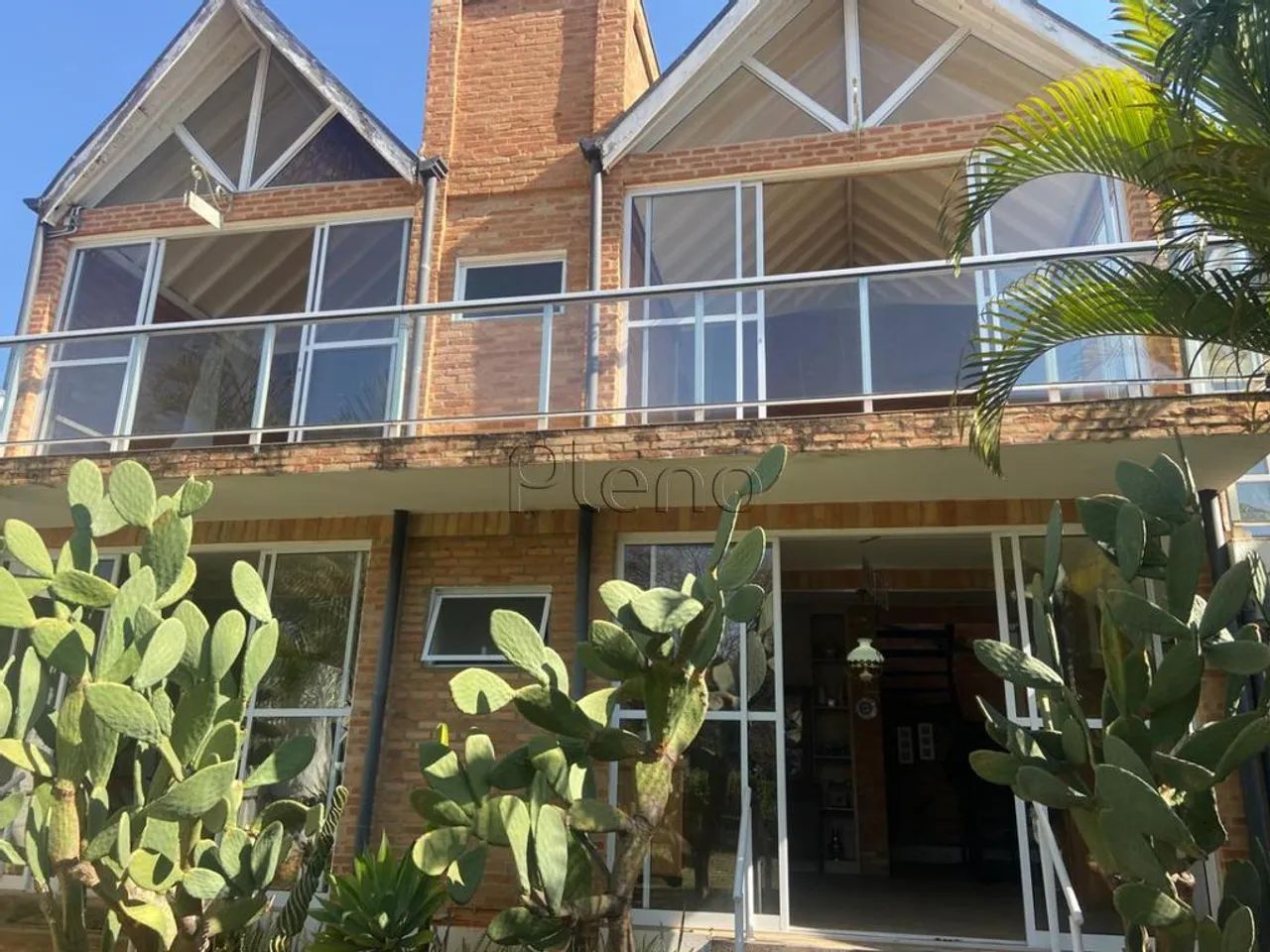 Belíssimo sobrado à venda, Vila Teller, com 3 quartos, com 519,63m²
