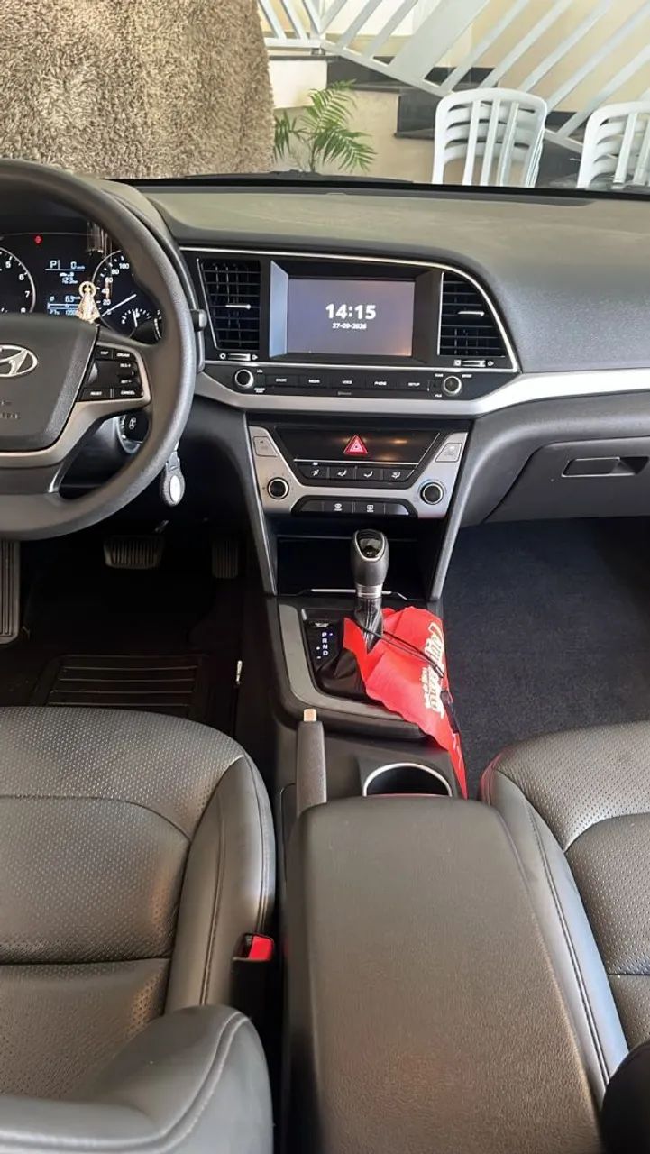 Hyundai Elantra 2.0 16V FLEX AUT. 2018