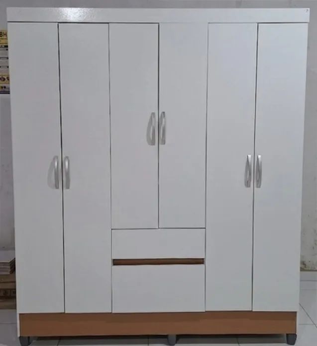 Guarda Roupa Solteiro R$ 450
