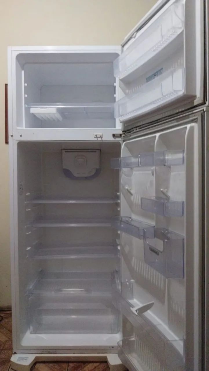 Geladeira Electrolux  - Foto 2
