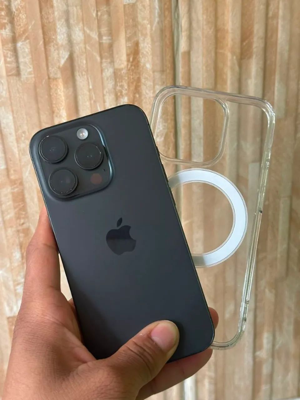 iPhone 15 Pro 