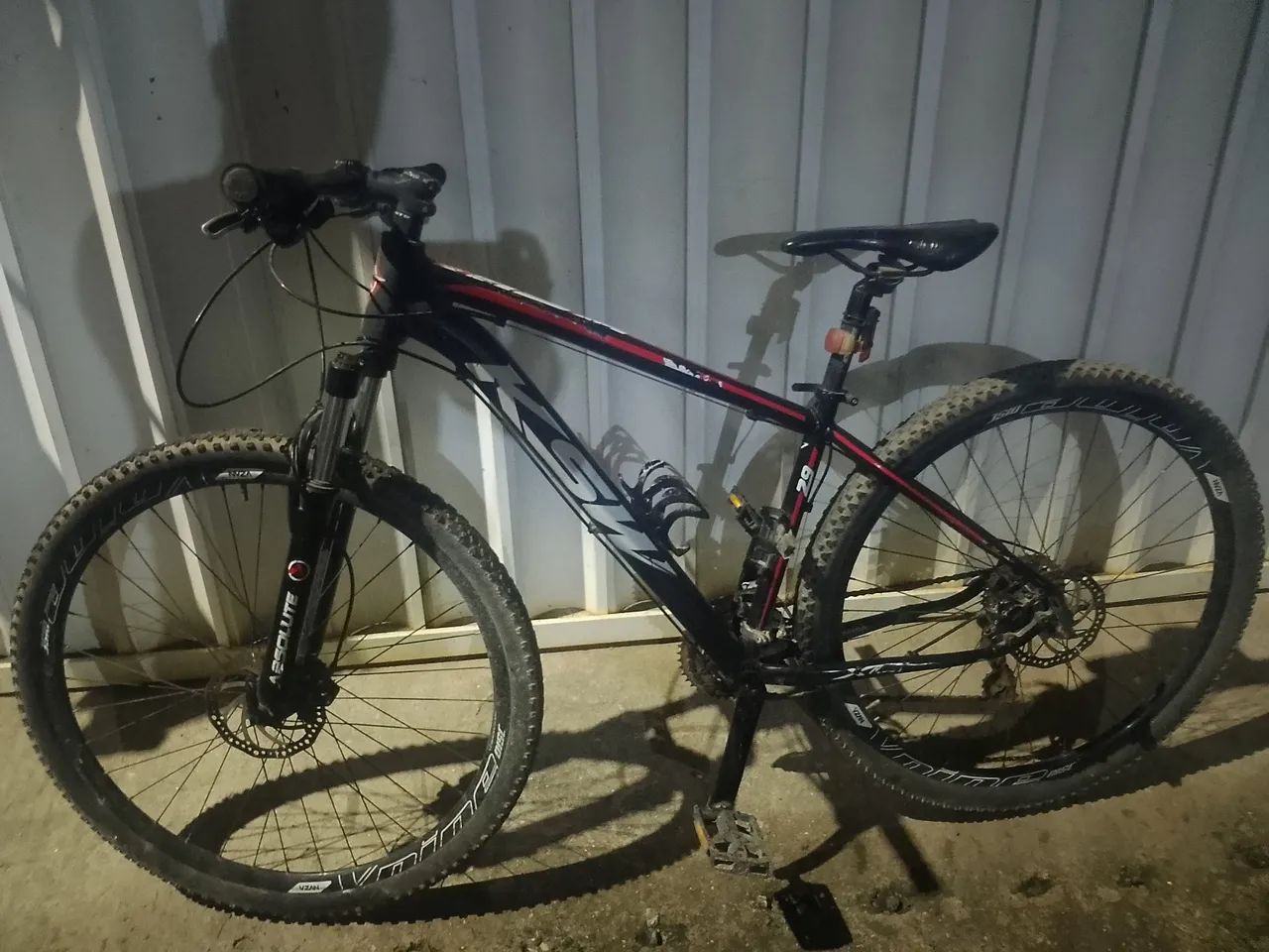 Bicicleta KSW aro 29 - Foto 2