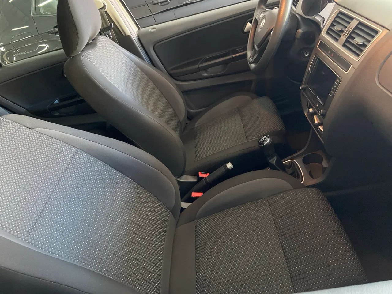 Volkswagen Fox Connect 1.6 Flex 8V 5P 2021 - Foto 3
