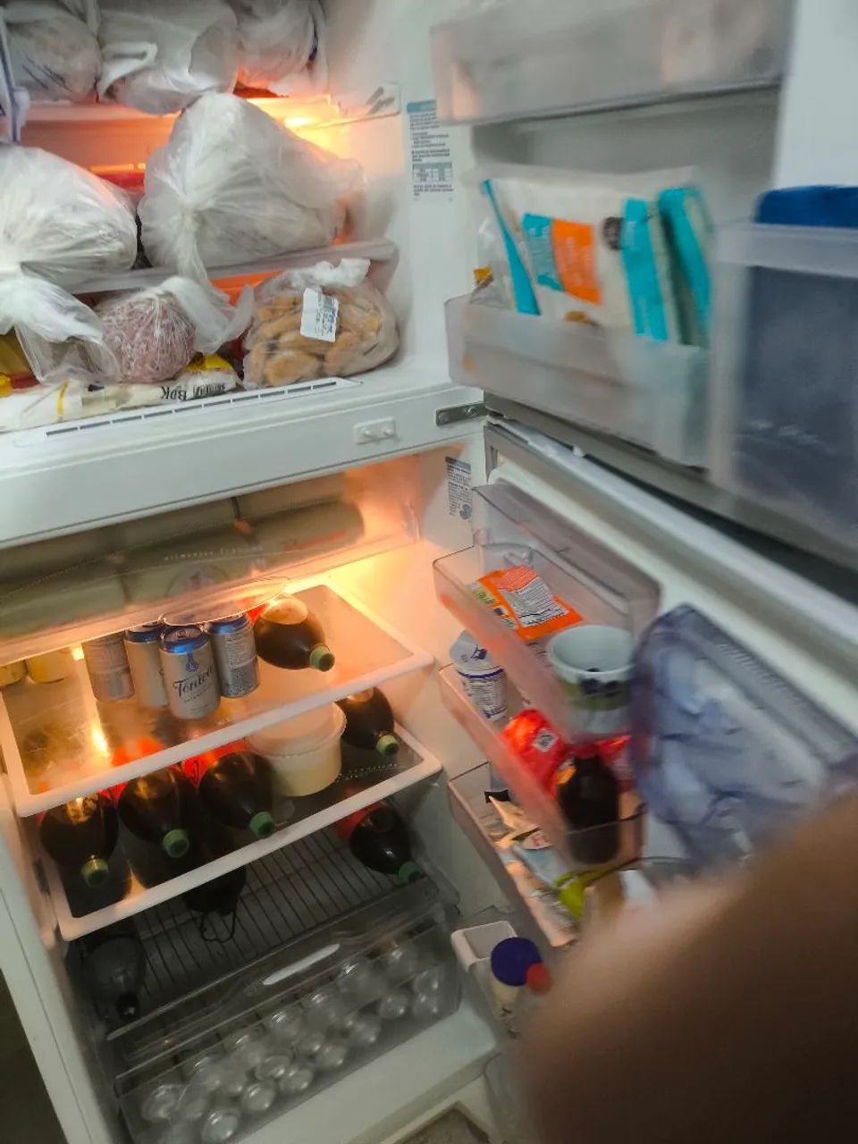 Vendo duas geladeiras Eletrolux  - Foto 3