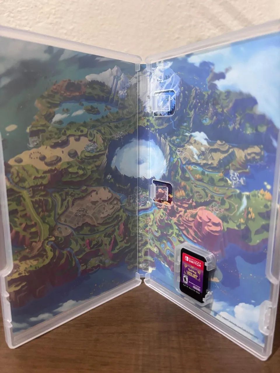 Pokémon Violet - Nintendo Switch - Foto 2
