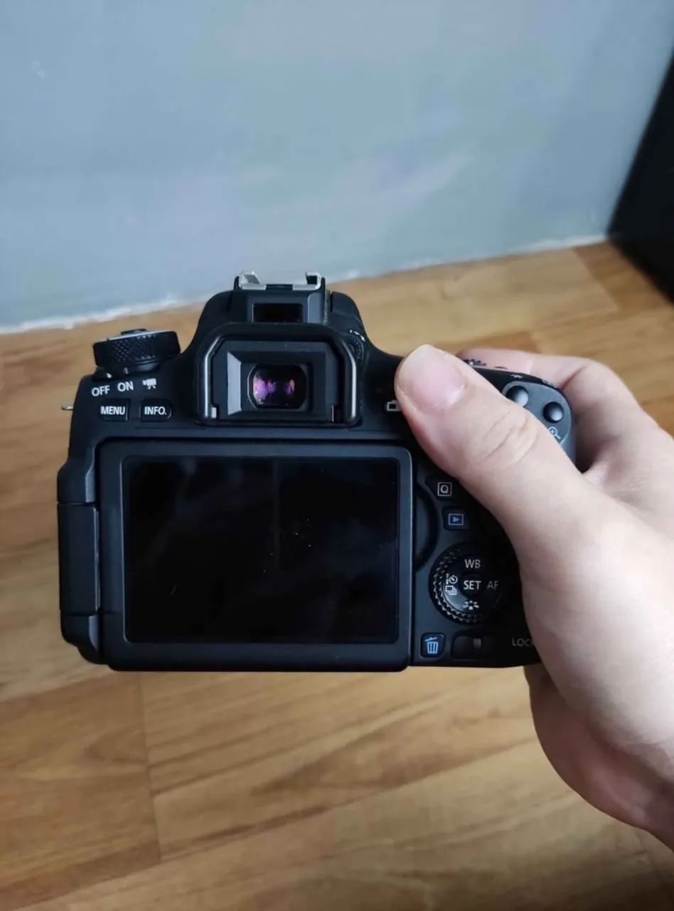 Canon t6s - Foto 2