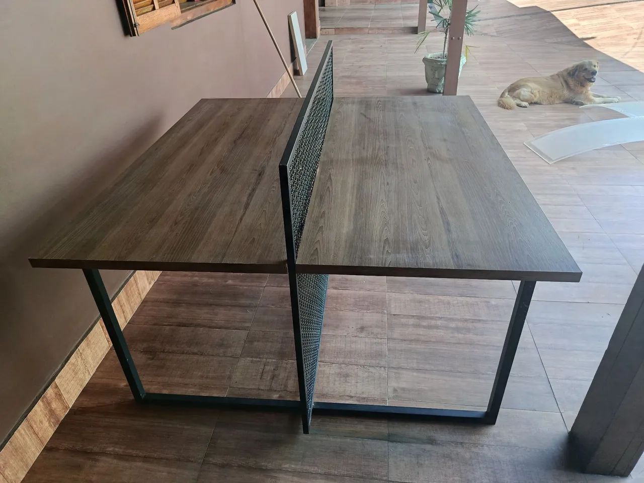 Vendo ou troco mesa com tampo de MDF - Foto 3