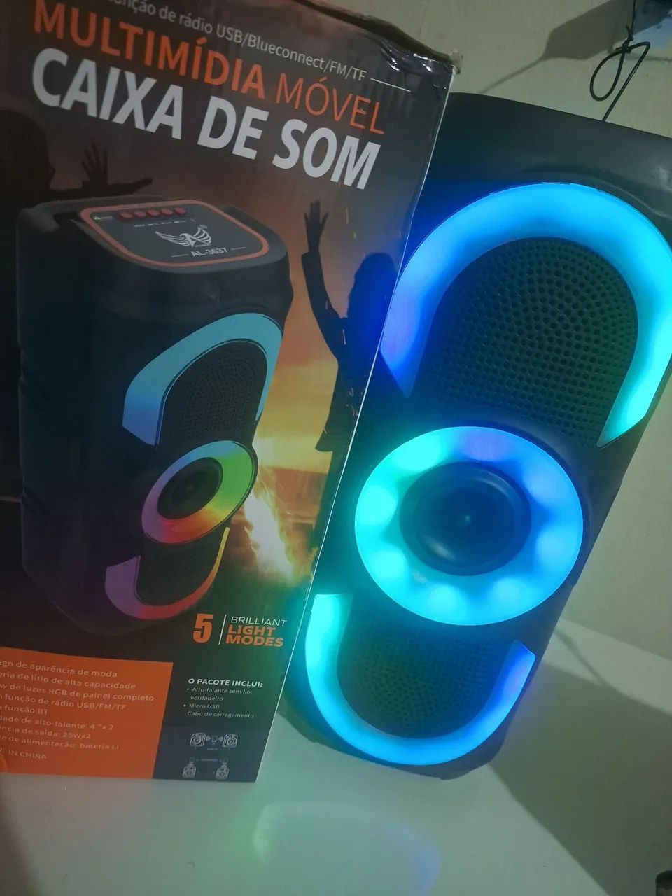 Caixa de som Bluetooth com LED - Foto 3