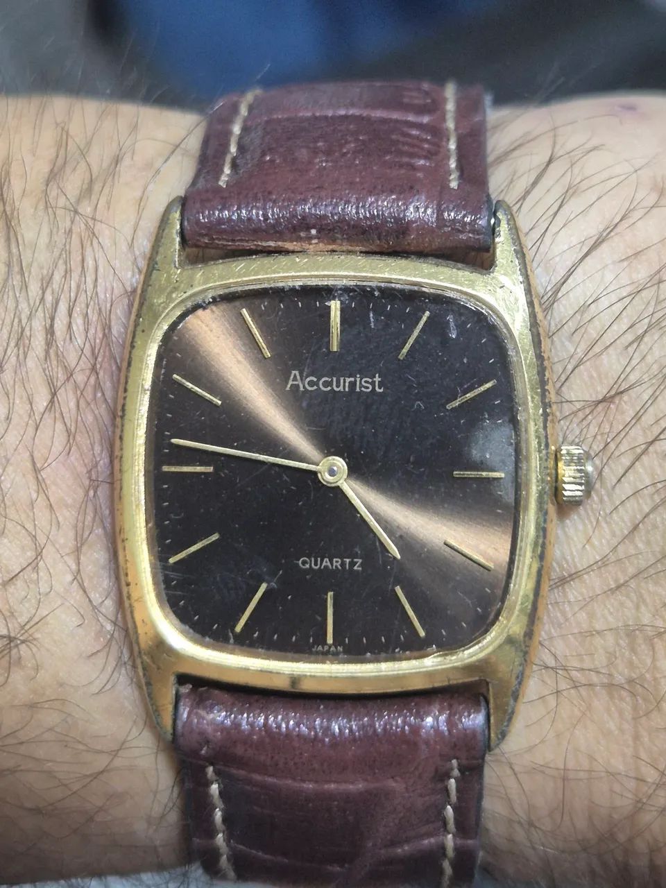 Relógio ACCURIST TANK  À QUARTZ   -  FUNCIONANDO PERFEITAMENTE - Foto 2