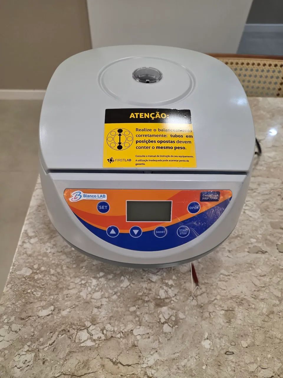 Centrífuga Científica Digital 5000 RPM - PRP / PRF - Excelente Estado