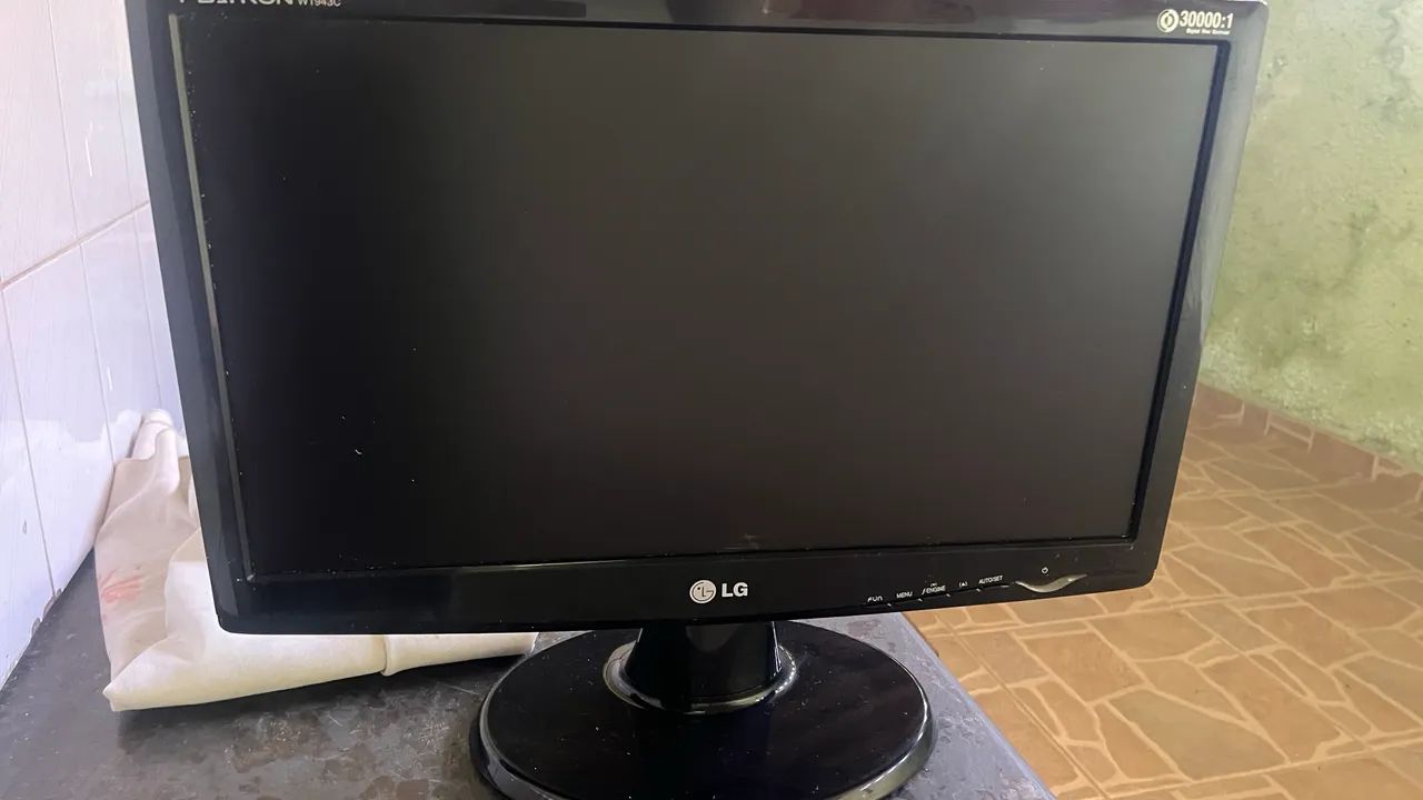 Monitor LG seminovo