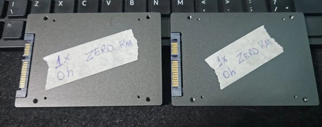 2 SSDs Kingston DC600M 1.92 TB SATA - Foto 2