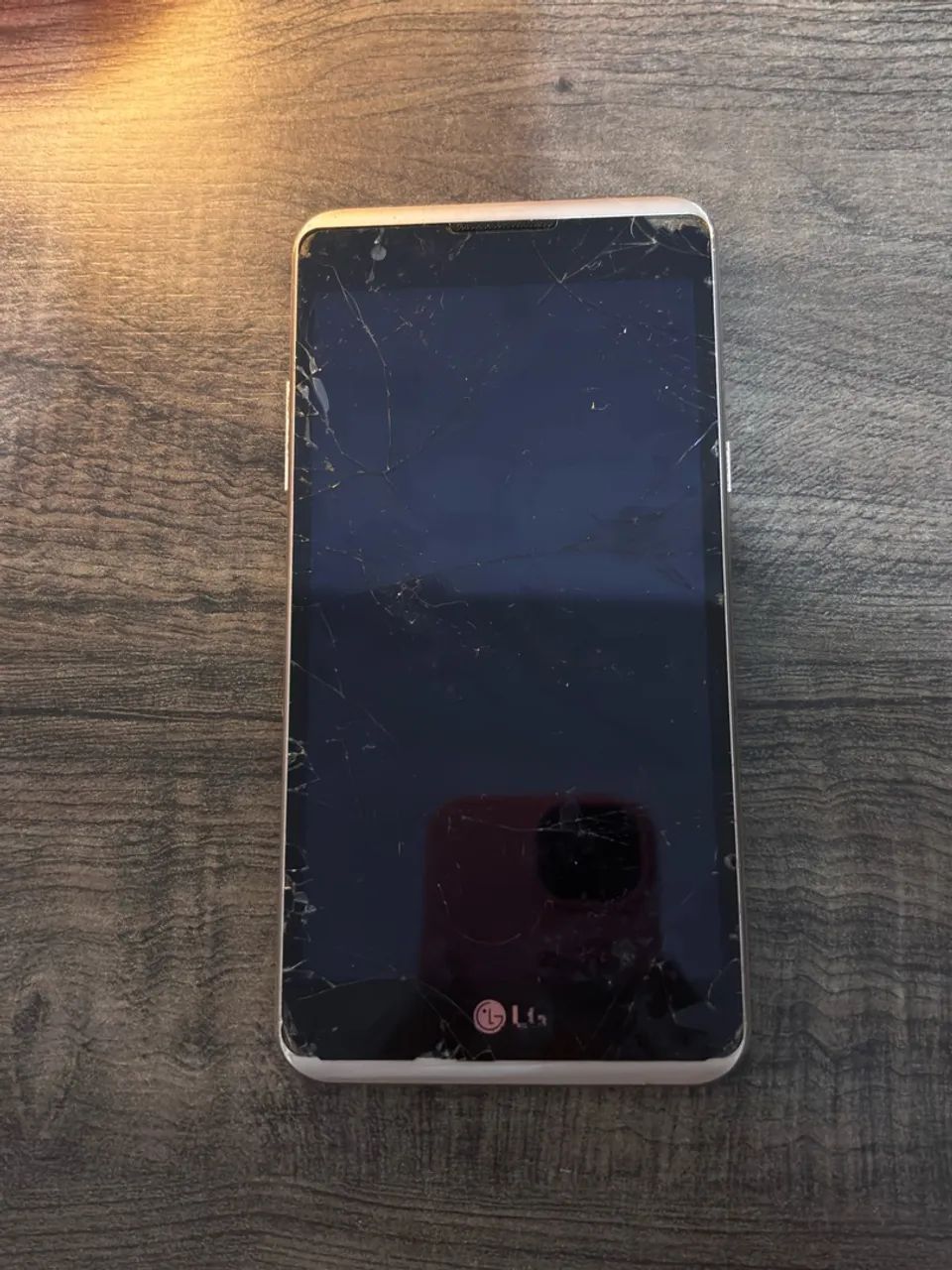 Celular LG X Power 16GB bronze