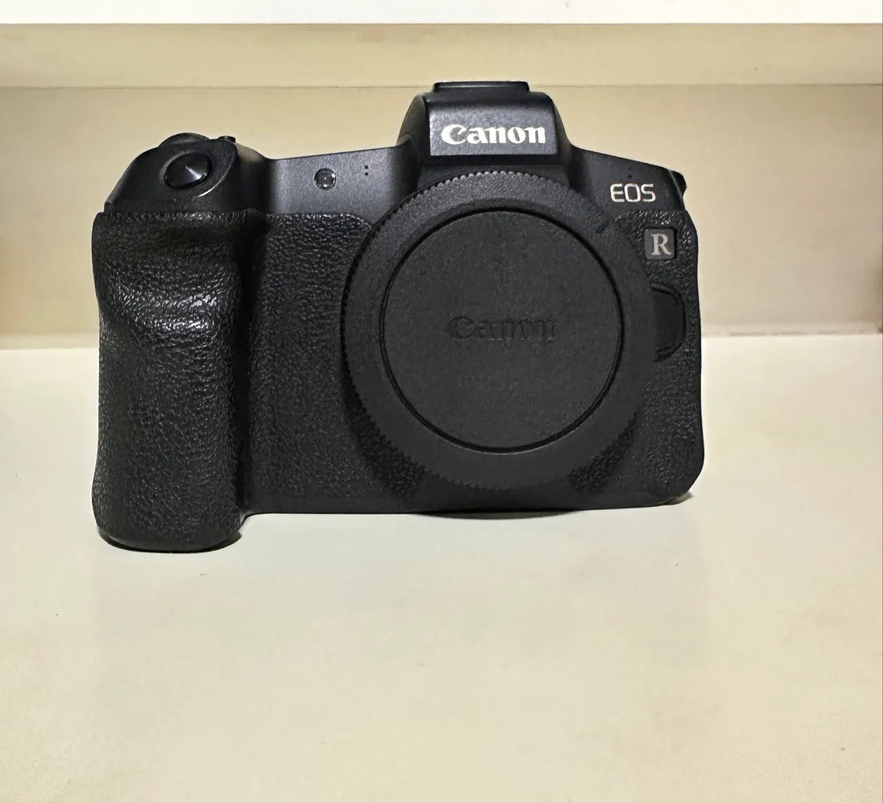 Canon R Mirrorless - Foto 2