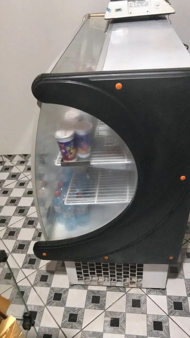 VENDO UM EXPOSITOR REFRIGERADO  - Foto 2