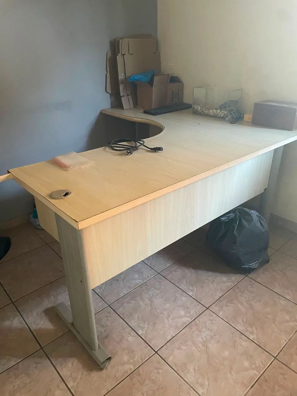 Mesa de Escritório tipo L - Foto 2