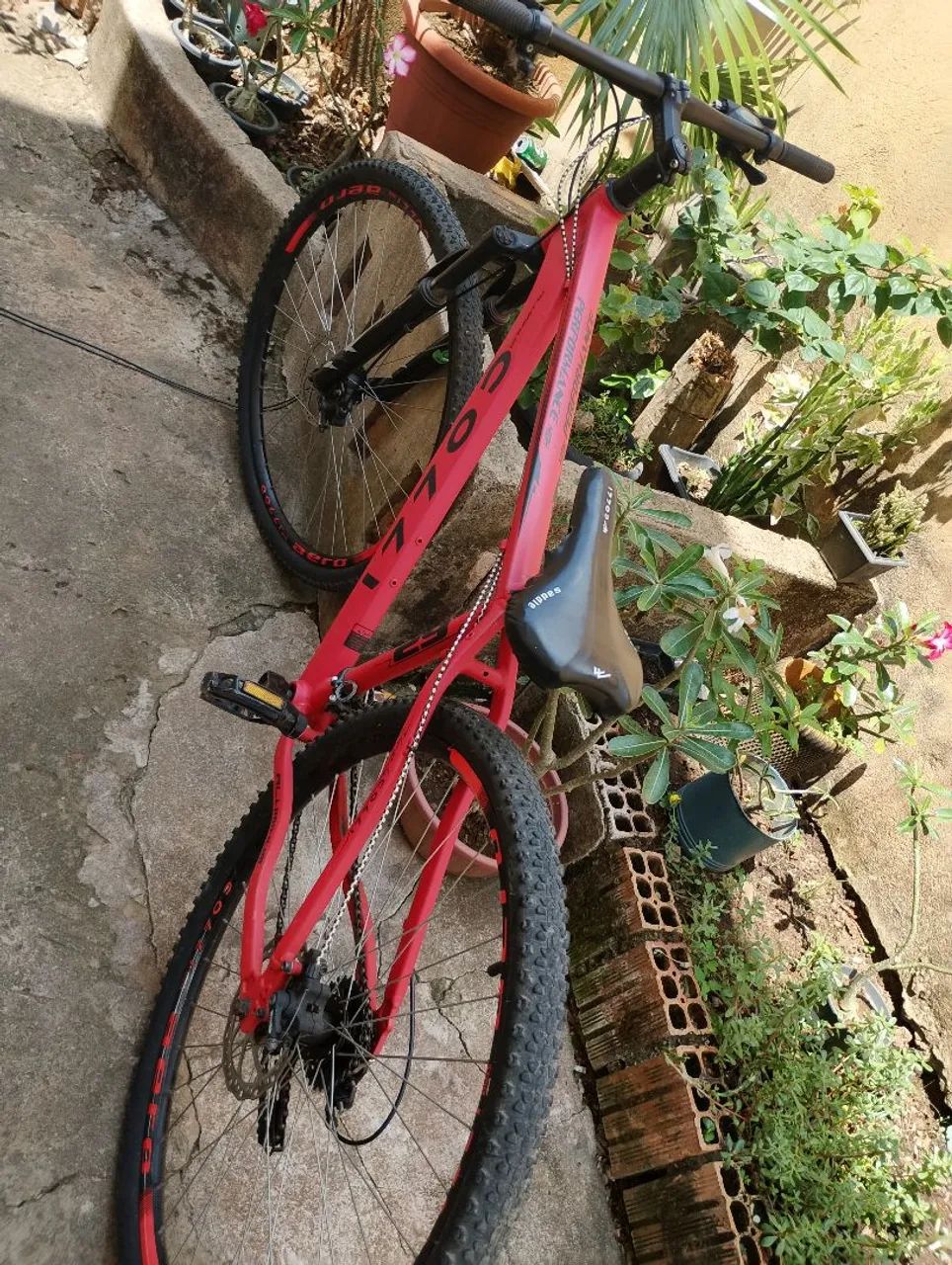 Bicicleta a venda.