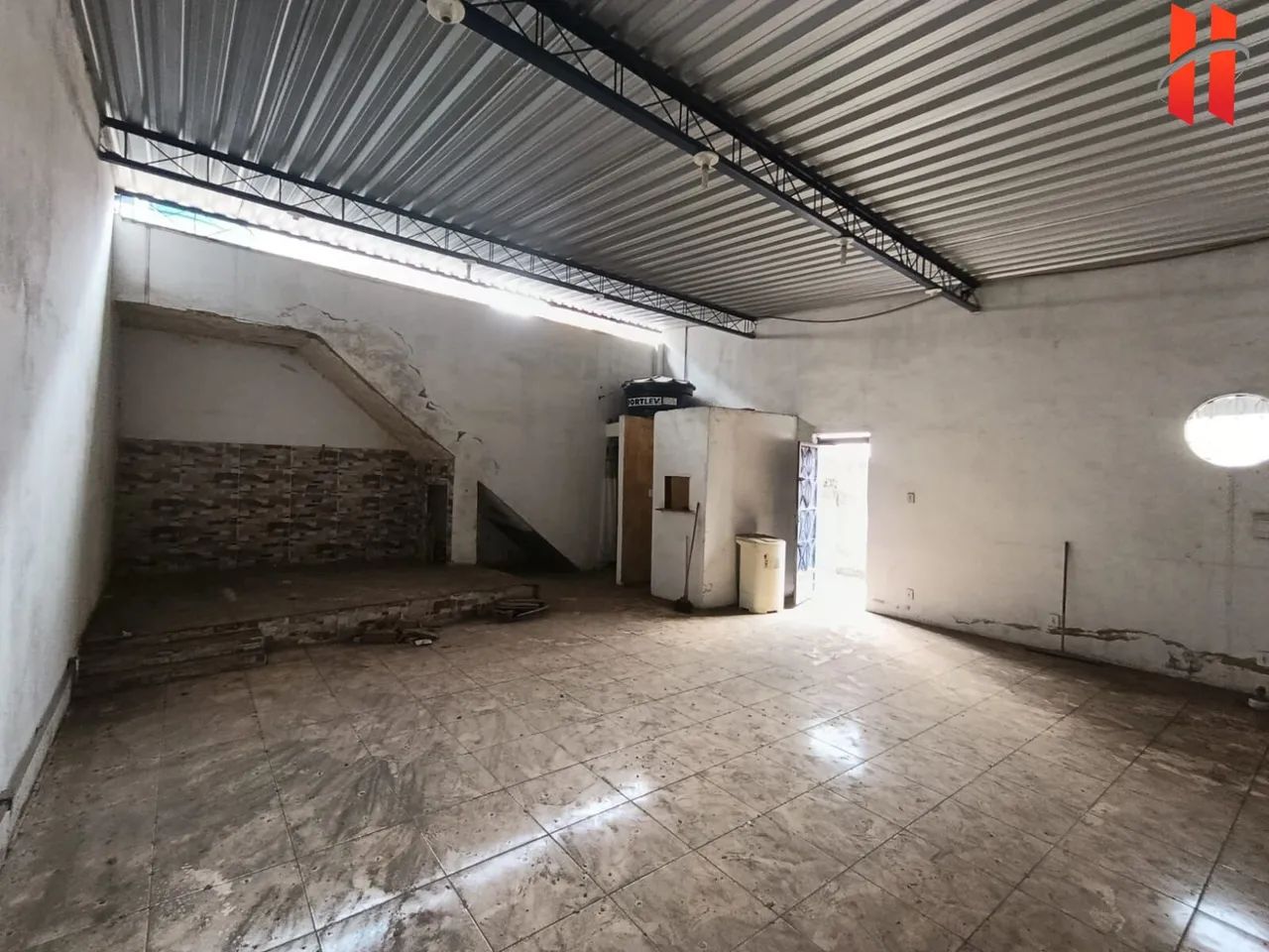 Galpão Comercial em Dr. Laureano - Duque de Caxias/RJ - Foto 3