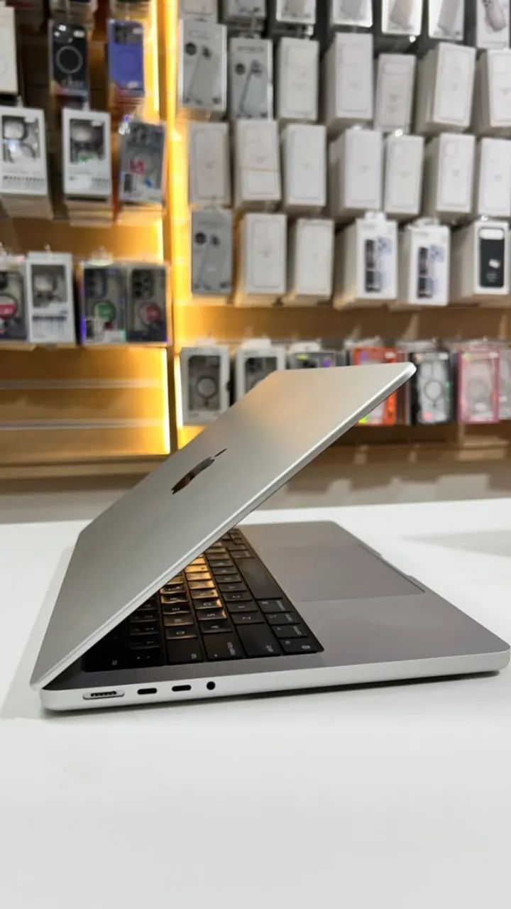 MacBook Pro M3 18/512Gb 14 Polegadas  - Foto 2