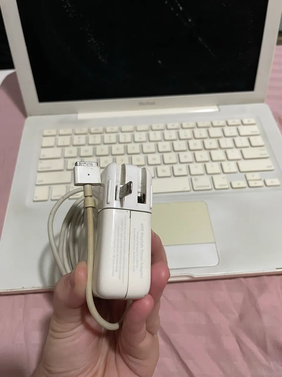 MacBook Vintage White 2007 (MacBook3,1) com defeito - Foto 4