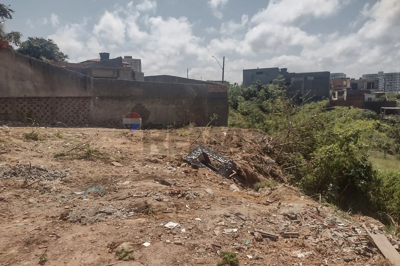 Terreno 250 m² em São Jorge, Maceió - Oportunidade!