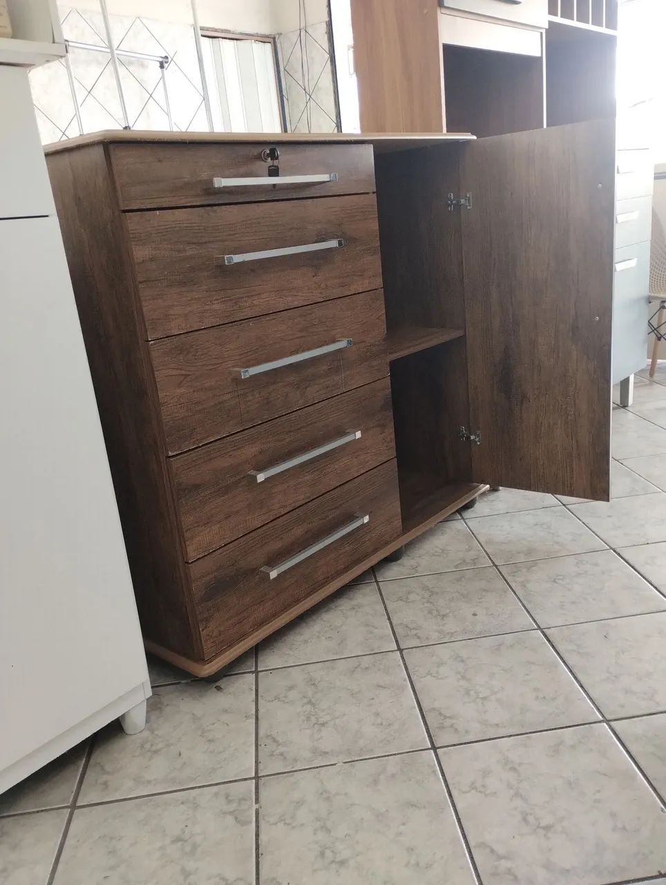 Vendo uma cômoda  - Foto 2