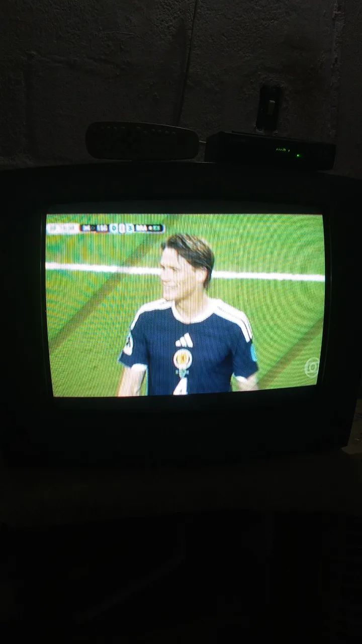 TV  de tubo filipis 21 polegadas com conversor  - Foto 5